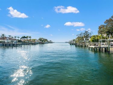 2605 S BEACH DRIVE, TAMPA, FL 33629