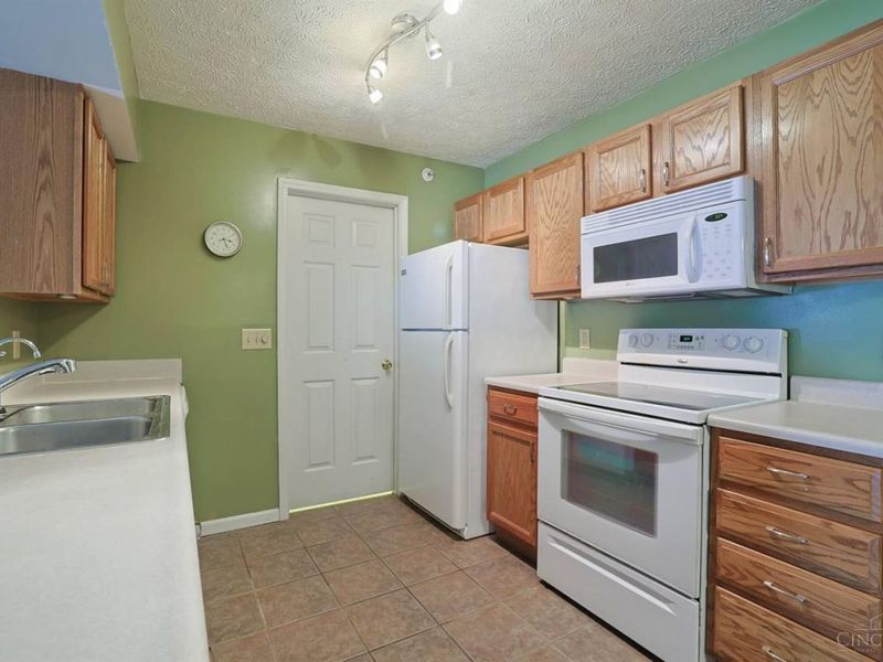 3181 Preserve Lane, Unit 1C, Colerain Township, OH 45239 Photo 10