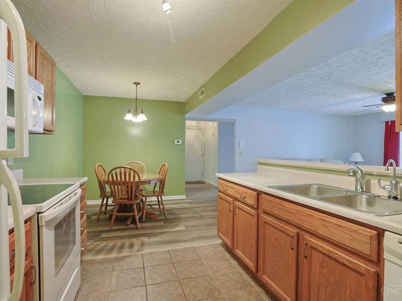 3181 Preserve Lane, Unit 1C, Colerain Township, OH 45239 Photo 11