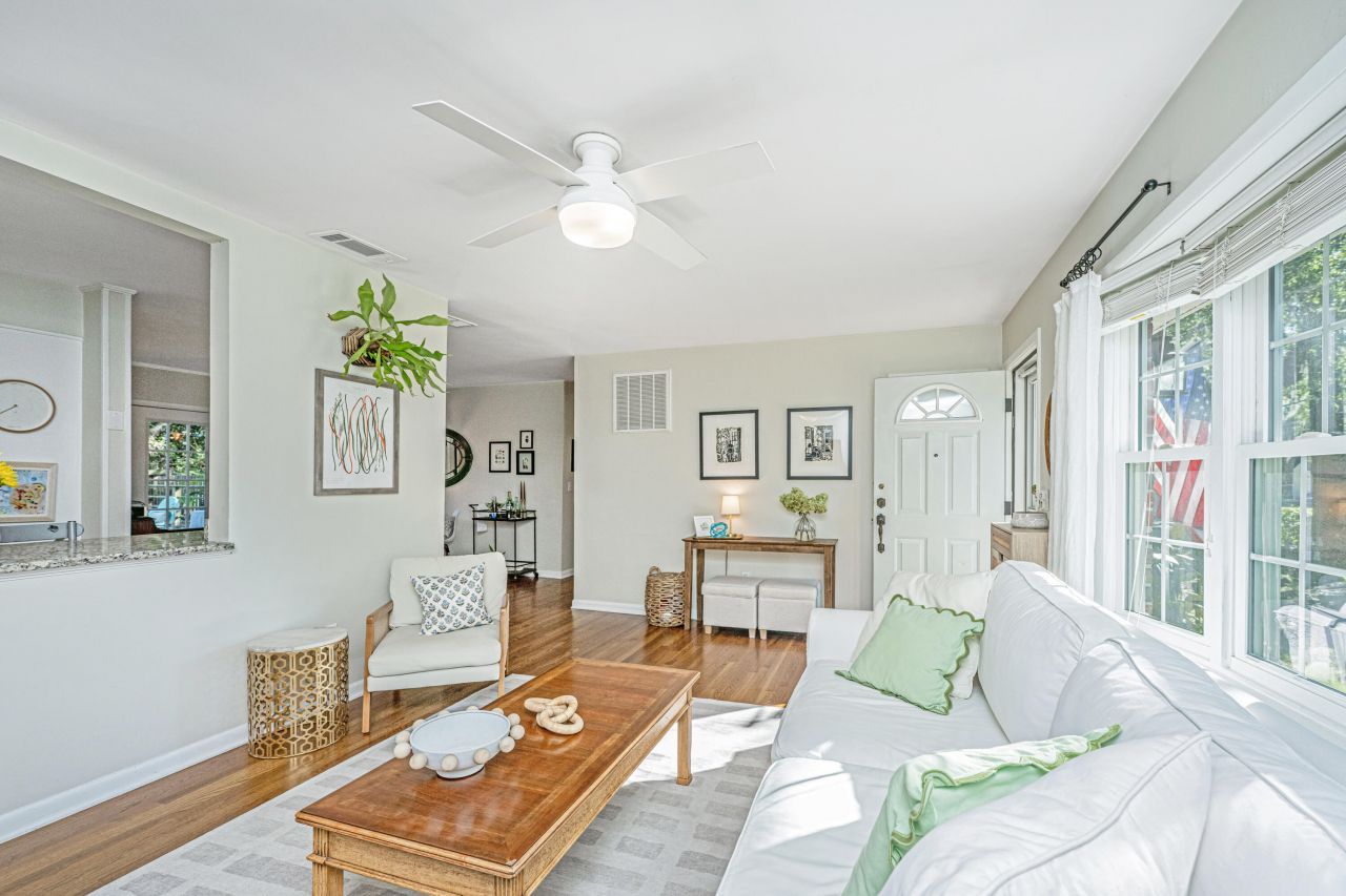 1156 Pittsford Circle Photo 7