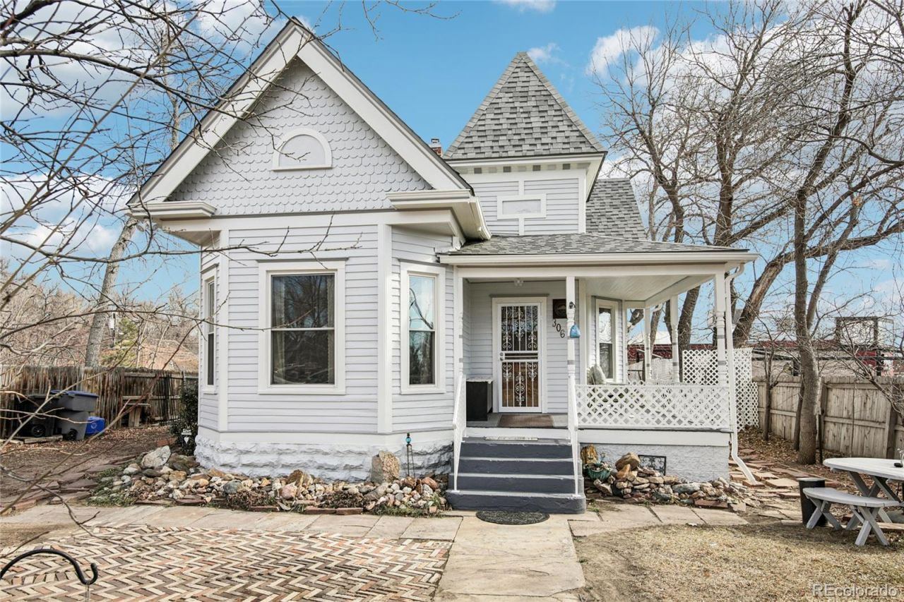 306 Collyer Street, Longmont, CO 80501 Main Photo