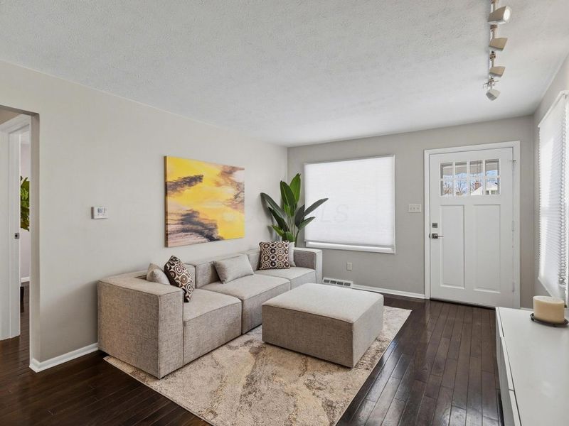 1763 Hess Boulevard, Columbus, OH 43212 Photo 5