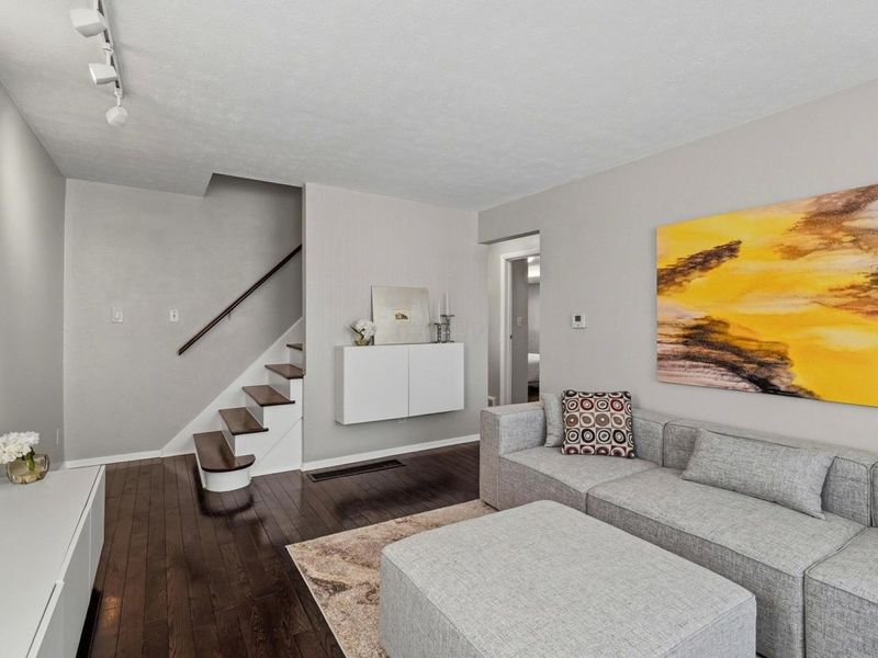 1763 Hess Boulevard, Columbus, OH 43212 Photo 7