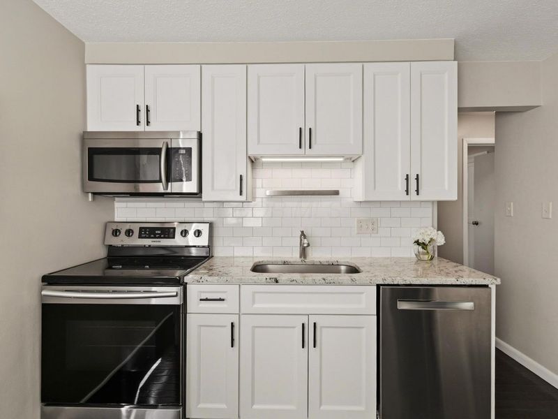 1763 Hess Boulevard, Columbus, OH 43212 Photo 8