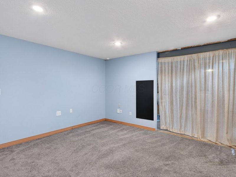 8033 Willowbrook Crsg Drive, Blacklick, OH 43004 Photo 25