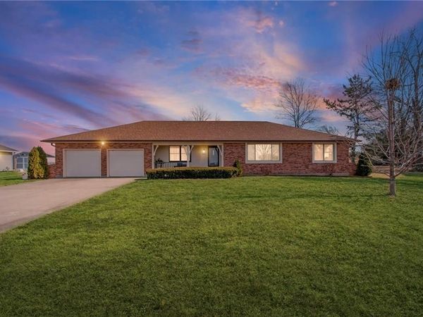 507 N Main Street, Higginsville, MO 64037