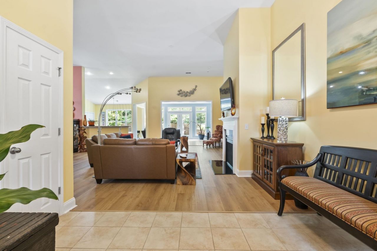 106 Cypress Creek Dr. Photo 3