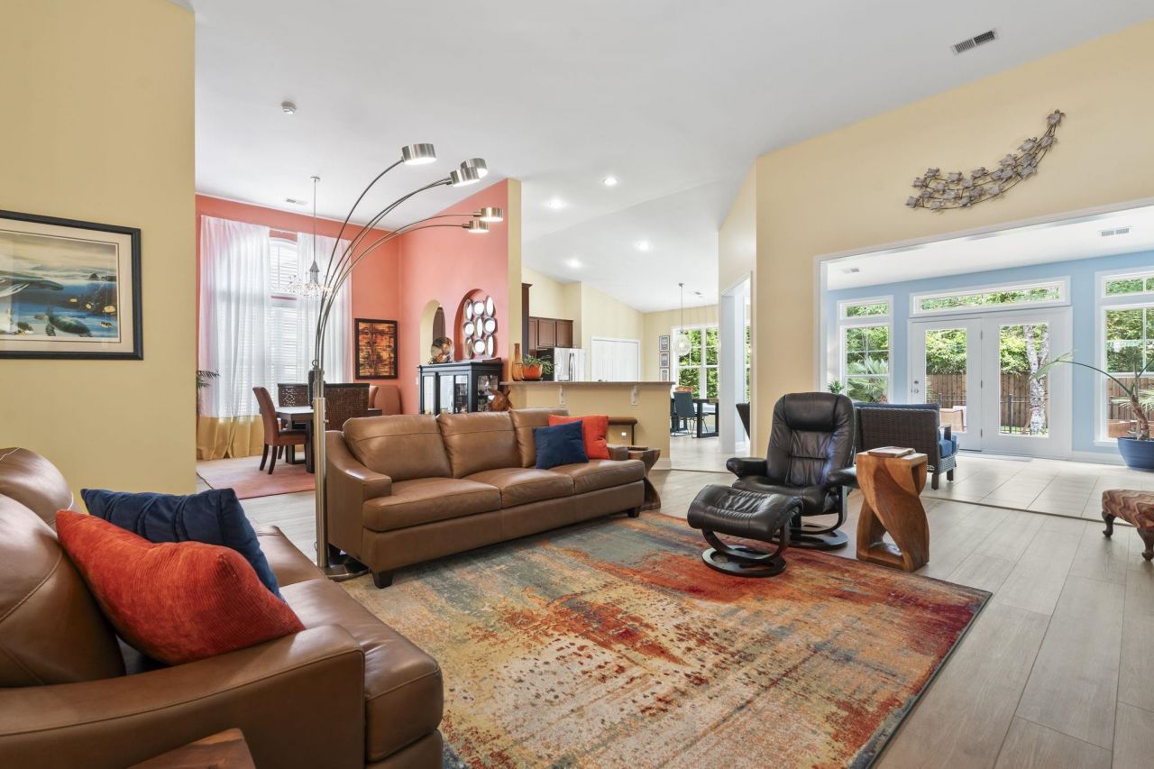 106 Cypress Creek Dr. Photo 9