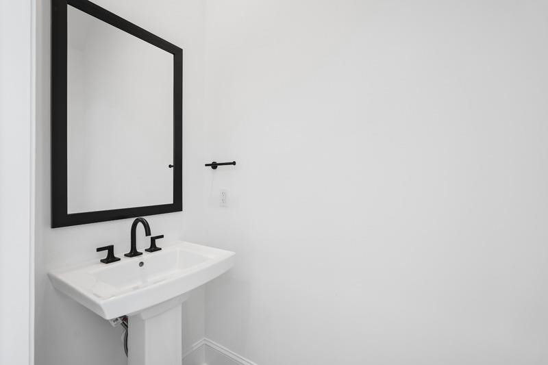 1404 Lancaster Way Photo 14