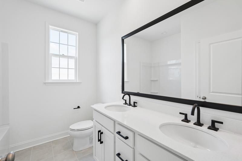 1404 Lancaster Way Photo 15
