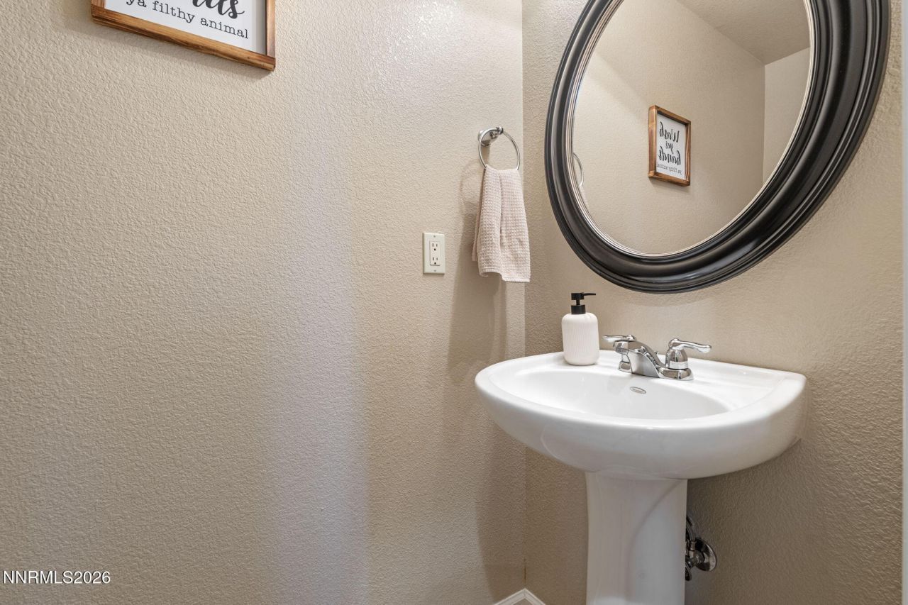 11017 Lamour Lane, Reno, NV 89521 Photo