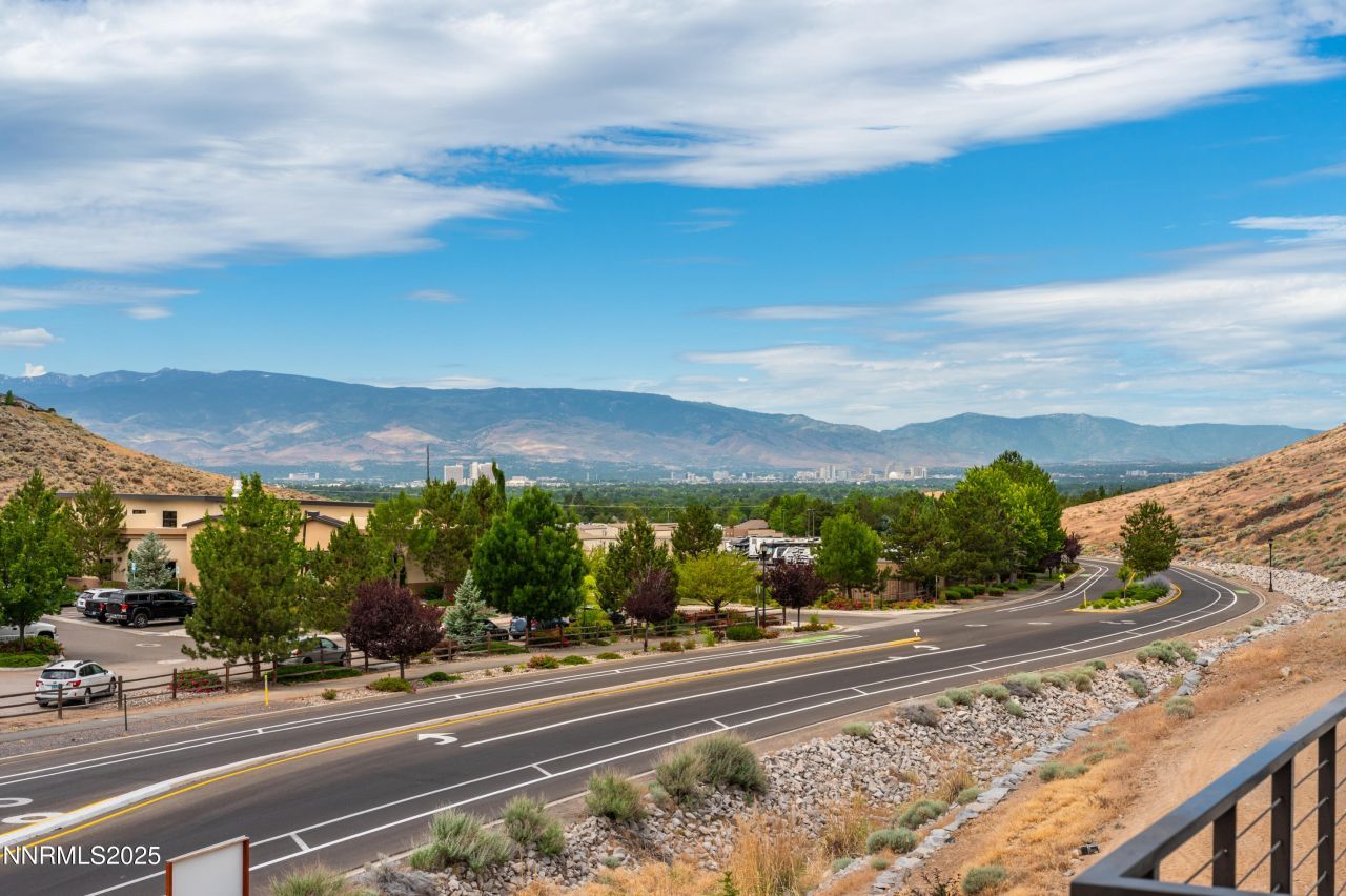 2419 Tecumseh Way, Sparks, NV 89436 Photo