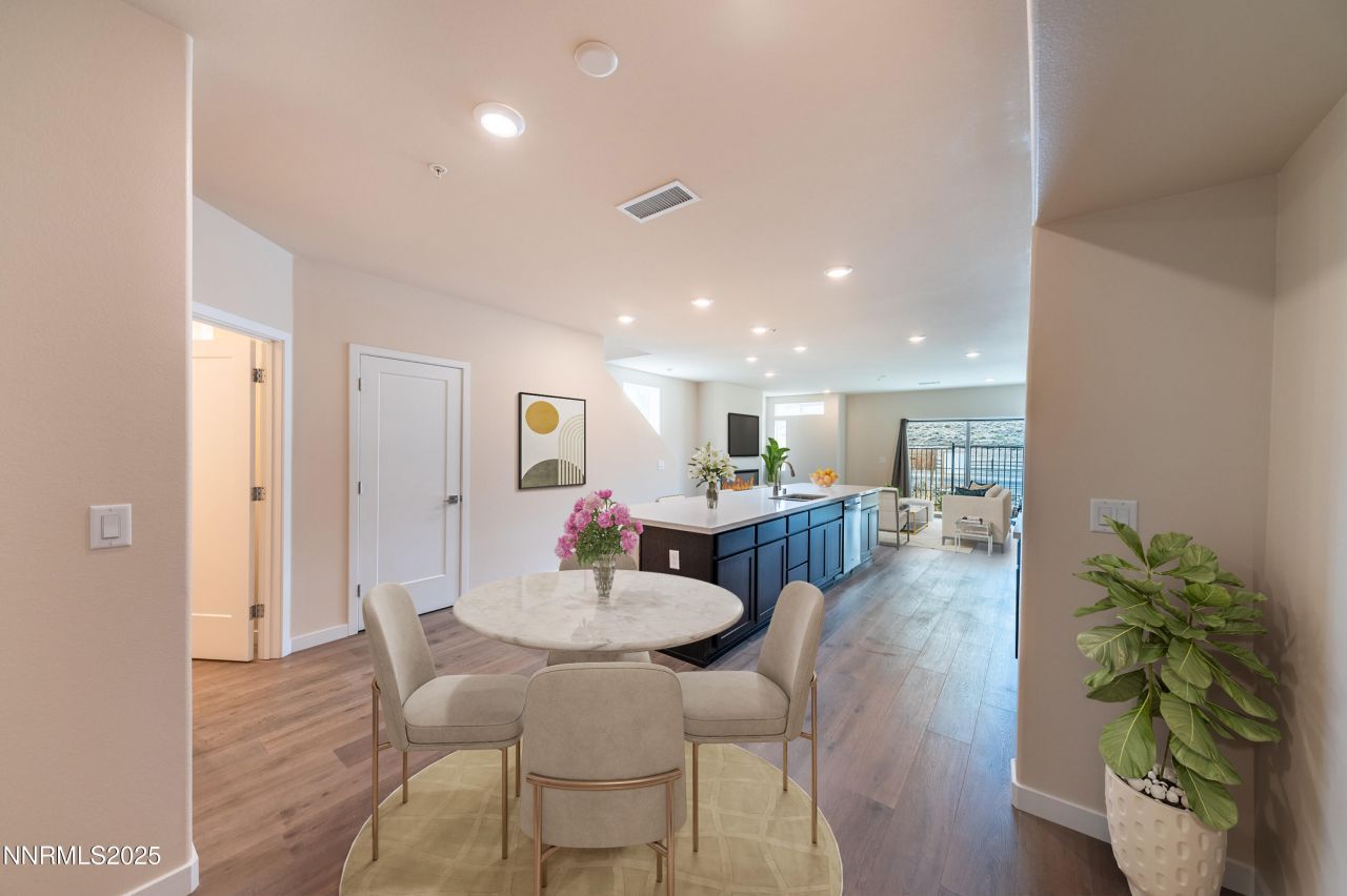 2419 Tecumseh Way, Sparks, NV 89436 Photo