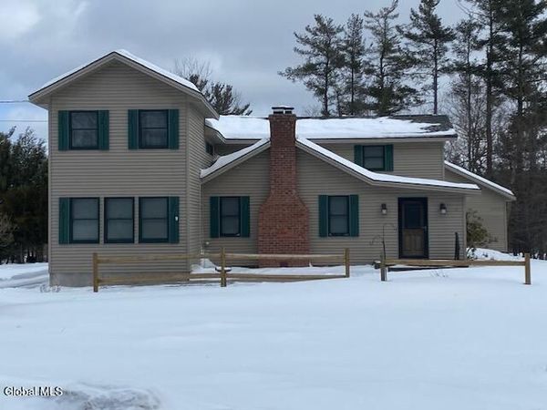 18 Pine Knoll Lane, East Berne, NY 12059