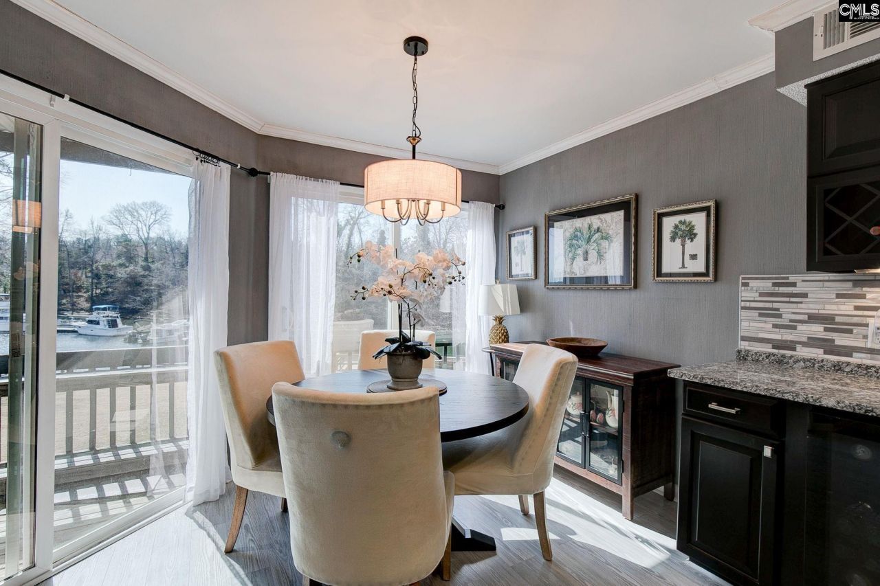 228 Shoreline Drive Photo 13