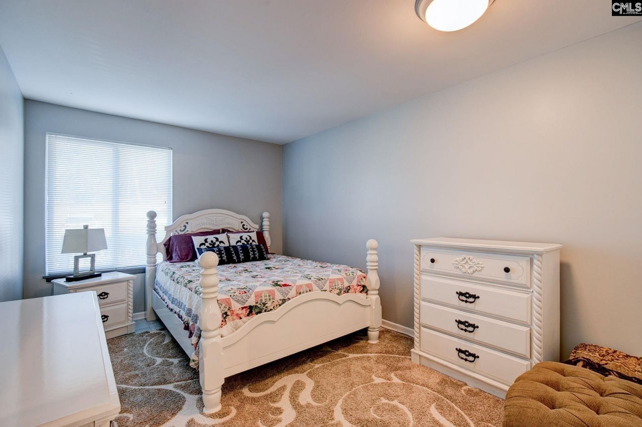 228 Shoreline Drive  Photo 19