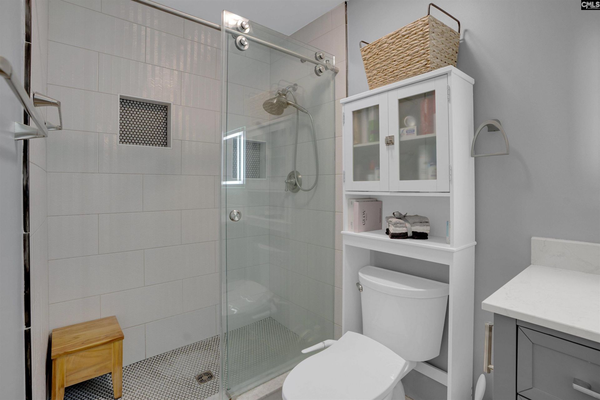 228 Shoreline Drive Photo 21