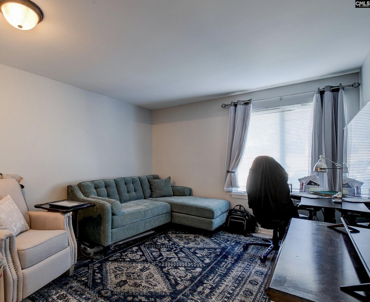 228 Shoreline Drive Photo 21