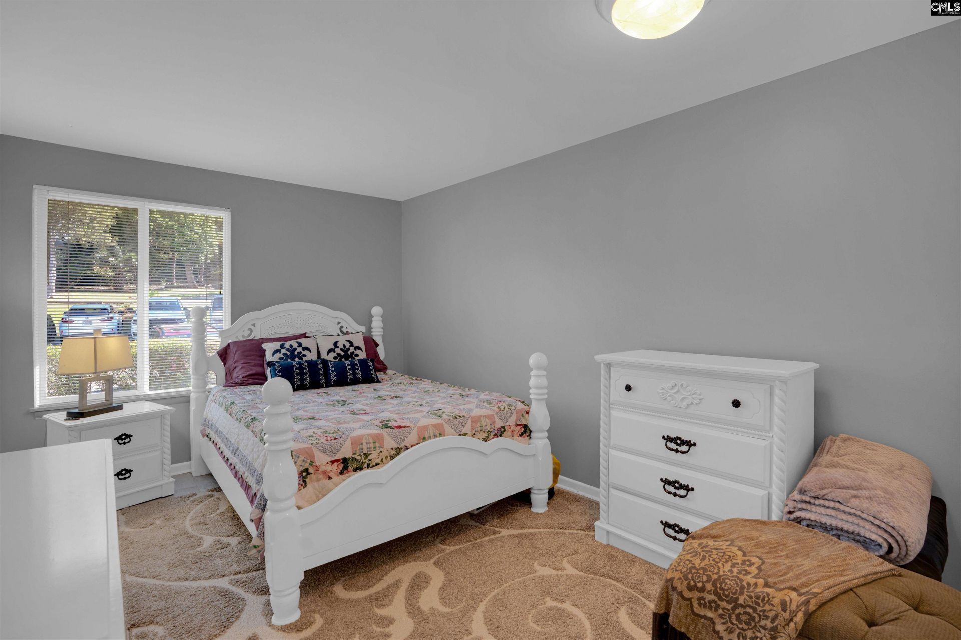 228 Shoreline Drive Photo 24