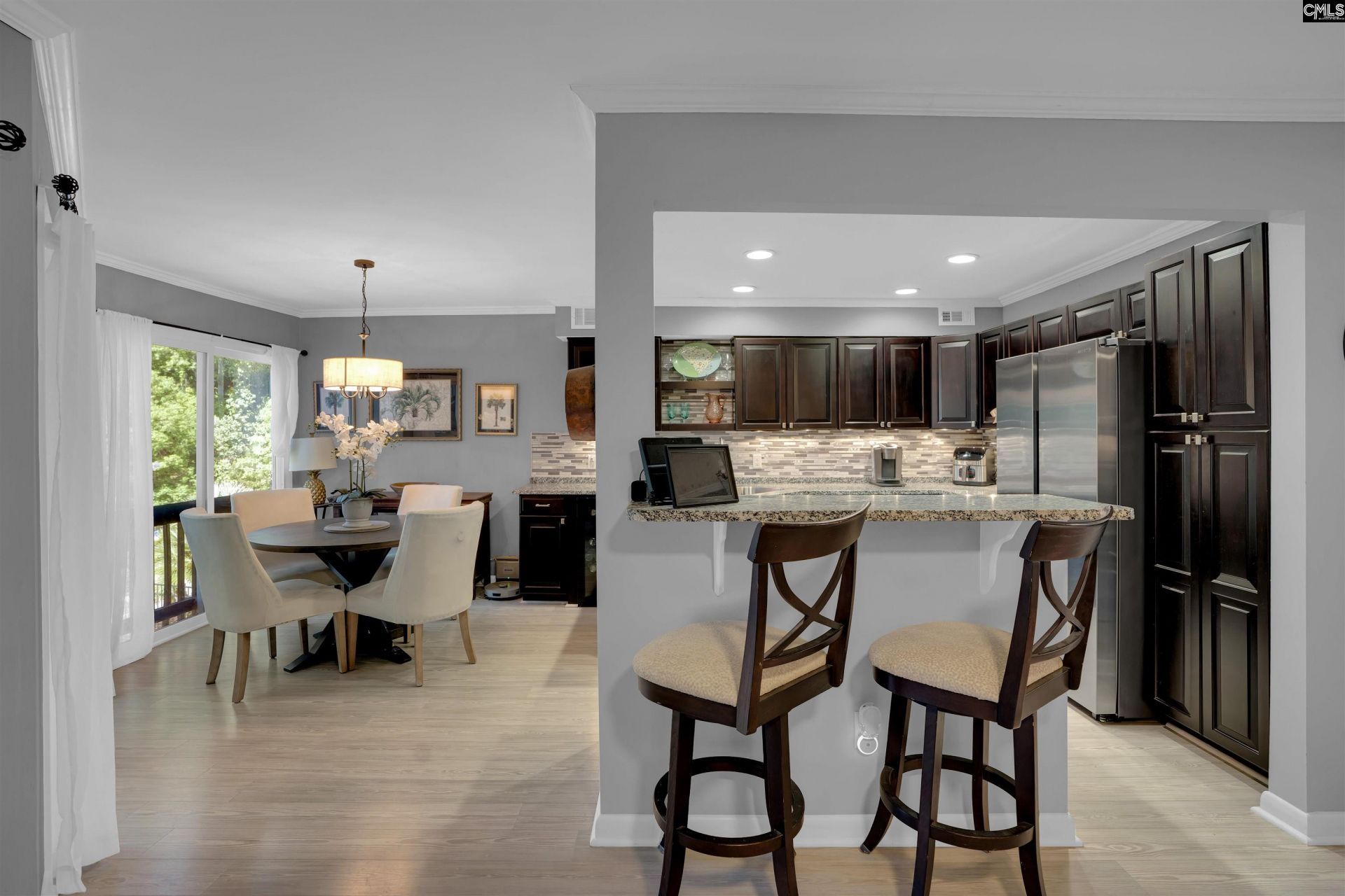 228 Shoreline Drive Photo 6