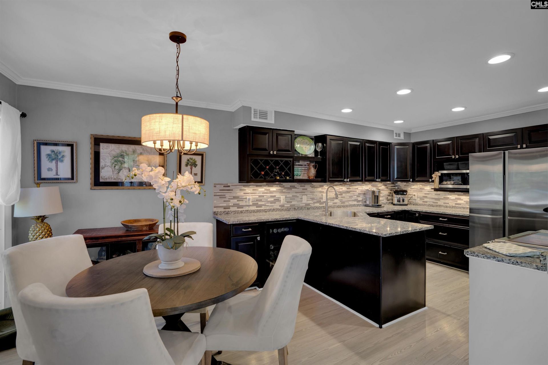 228 Shoreline Drive Photo 7
