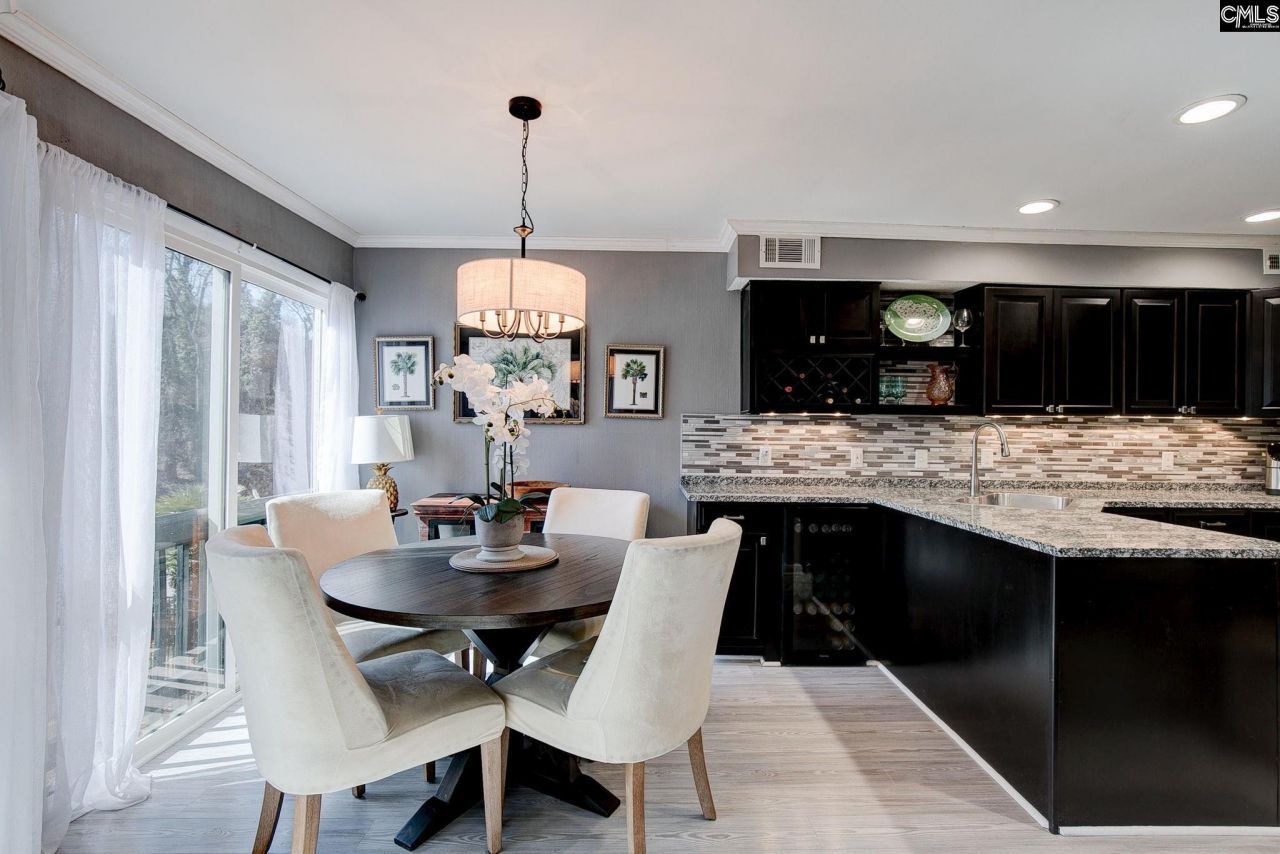 228 Shoreline Drive  Photo 7