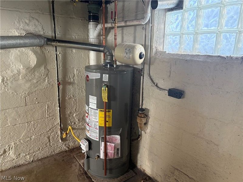 413 Stanton Avenue, Akron, OH 44301 Photo 17