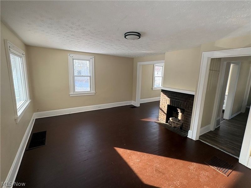 413 Stanton Avenue, Akron, OH 44301 Photo 8