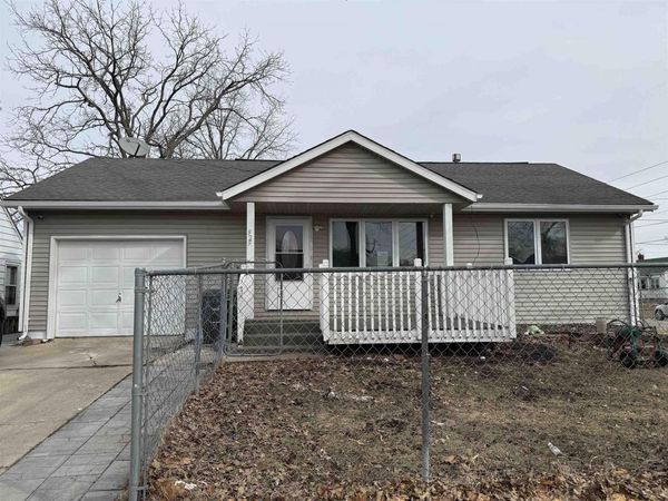 929 Randolph Street, Waterloo, IA 50702