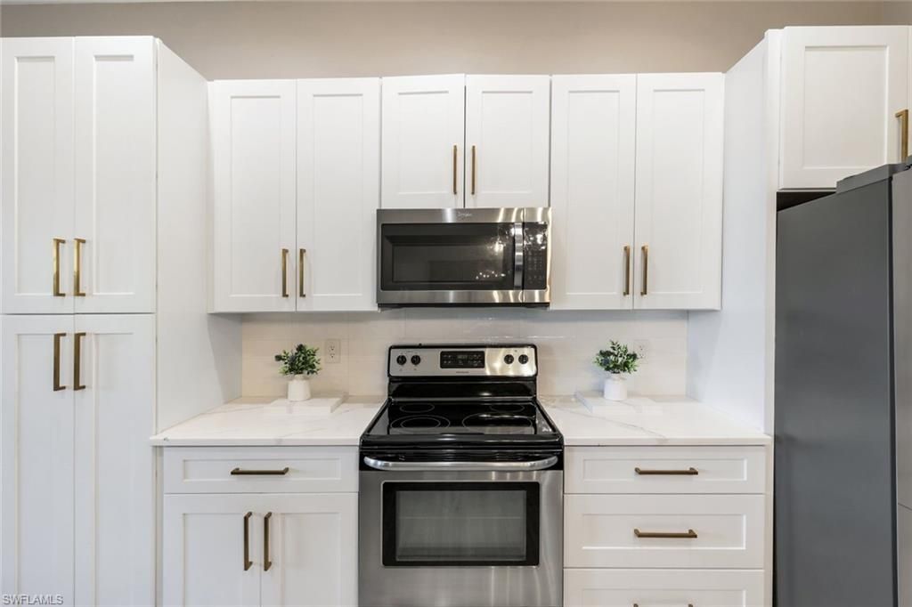 13034 Pennington Pl, Unit 202, Fort Myers, FL 33913 Photo