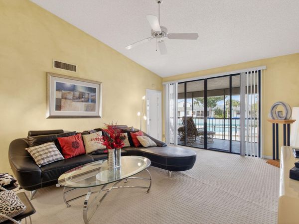 7509 Glendevon Lane, Unit 1006, Delray Beach, FL 33446