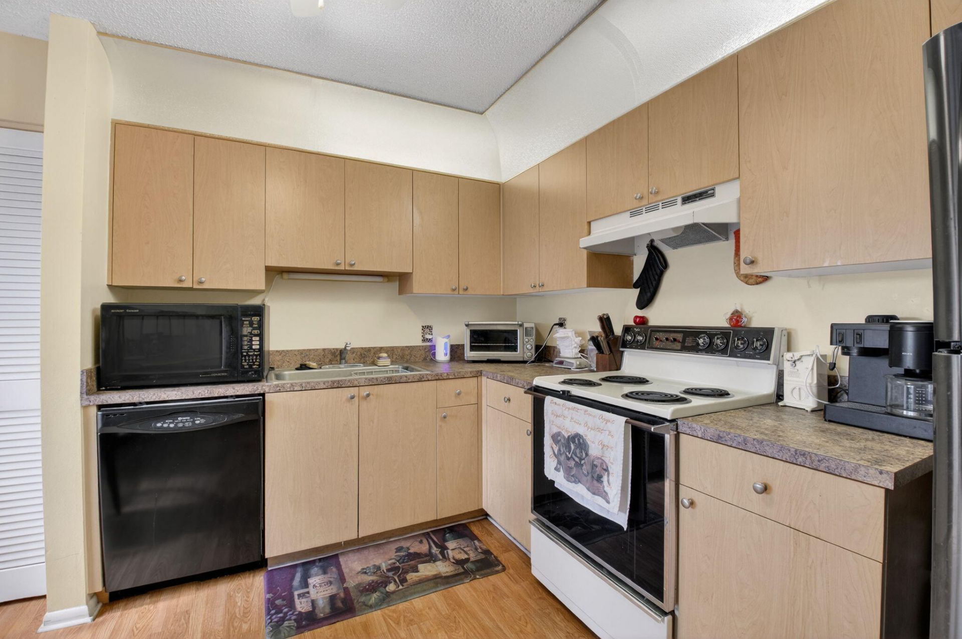 7509 Glendevon Lane, Unit 1006, Delray Beach, FL 33446 Photo