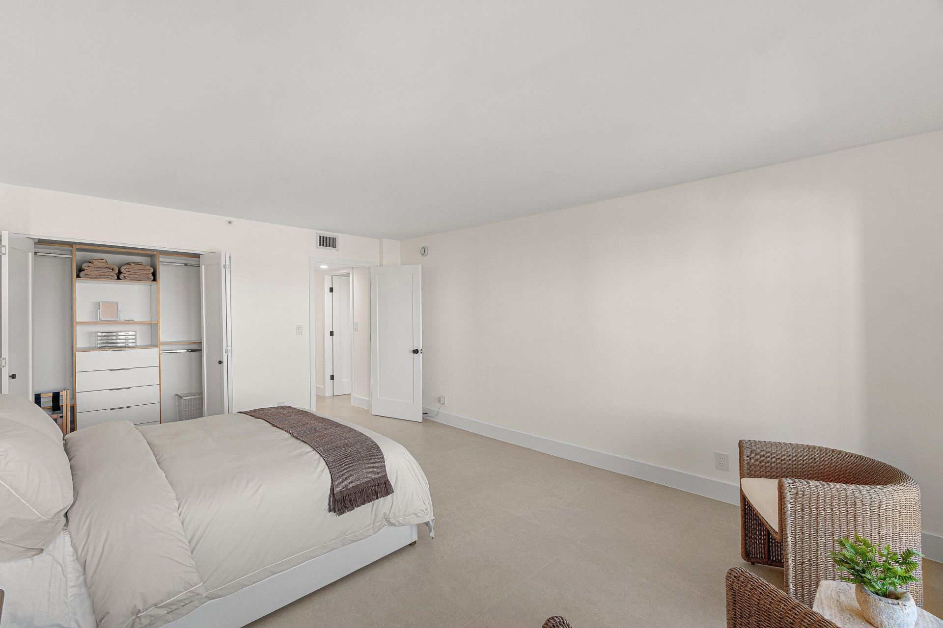 4301 N Ocean Boulevard, Unit 804, Boca Raton, FL 33431 Photo