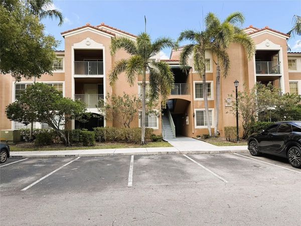 4820 N State Road 7, Unit 10303, Coconut Creek, FL 33073