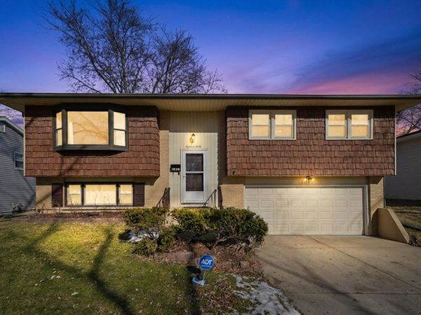 1830 MARIGOLD Lane, Hanover Park, IL 60133