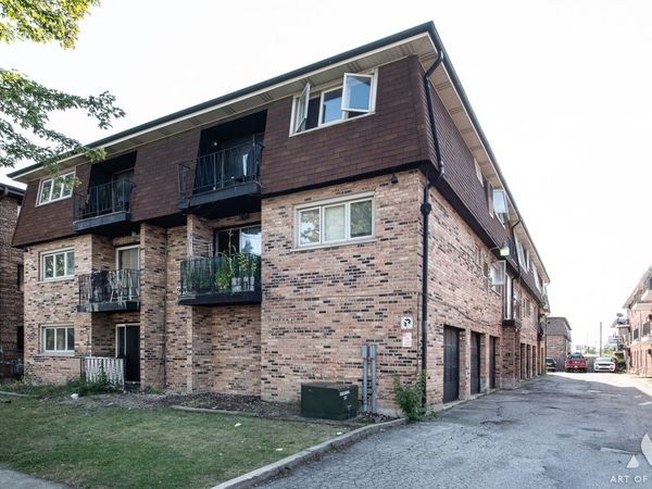 9708 Nottingham Avenue, Unit 11, Chicago Ridge, IL 60415