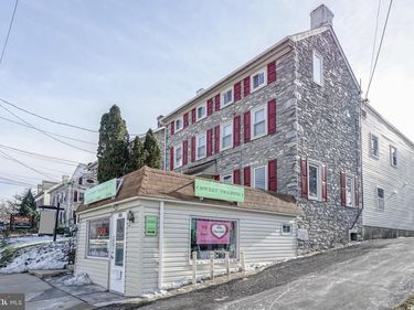 450 GERMANTOWN PIKE, LAFAYETTE HILL, PA 19444