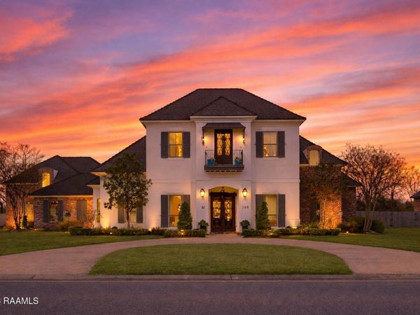 108 Red Robin Trail, Lafayette, LA 70508