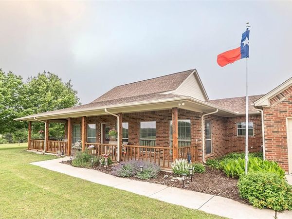 2168 Fruitland Road, Sunset, TX 76270