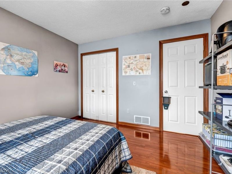 1259 SW Lauren Crest Street SW, Hartville, OH 44632 Photo 13