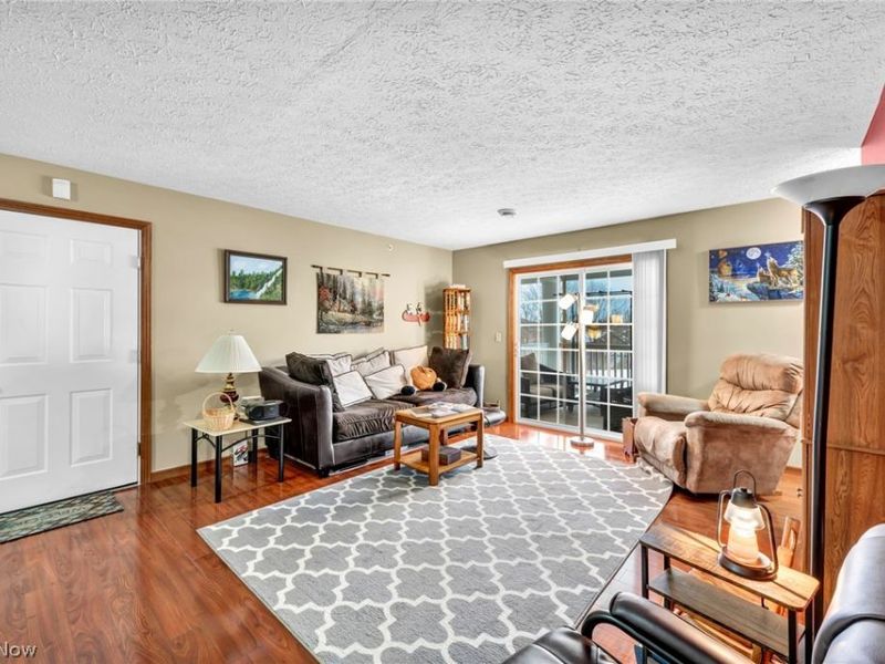 1259 SW Lauren Crest Street SW, Hartville, OH 44632 Photo 3