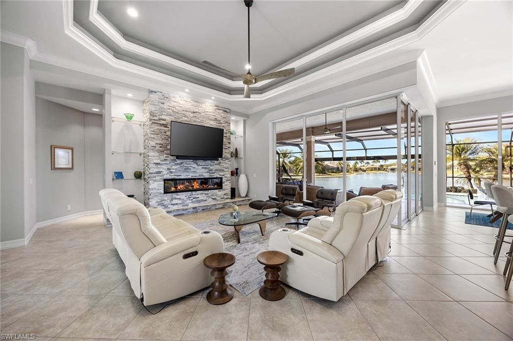 8985 Star Tulip Ct, Naples, FL 34113 Photo