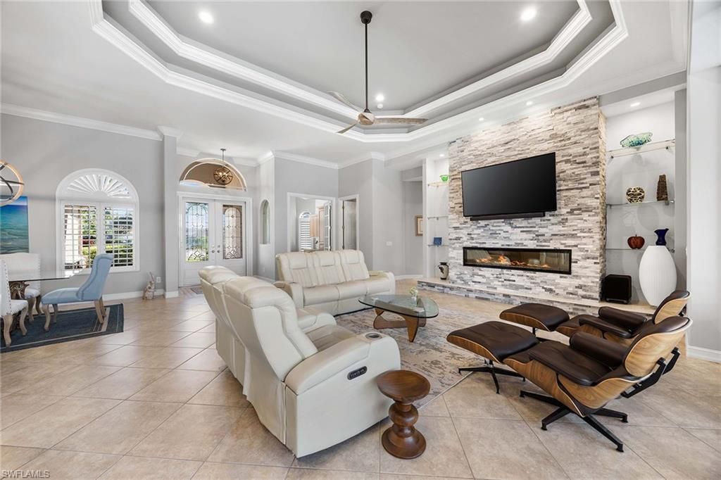 8985 Star Tulip Ct, Naples, FL 34113 Photo
