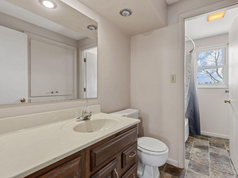 339 Meadow Lane, Circleville, OH 43113 Photo 30