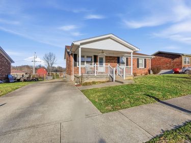 204 Rolling Acres Drive, Nicholasville, KY 40356