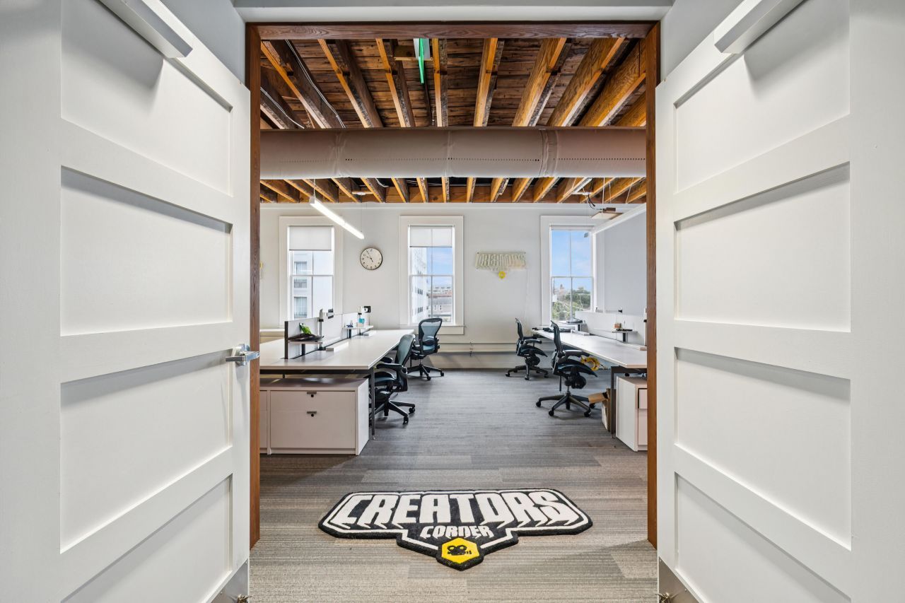 121 Calhoun Street Photo 4