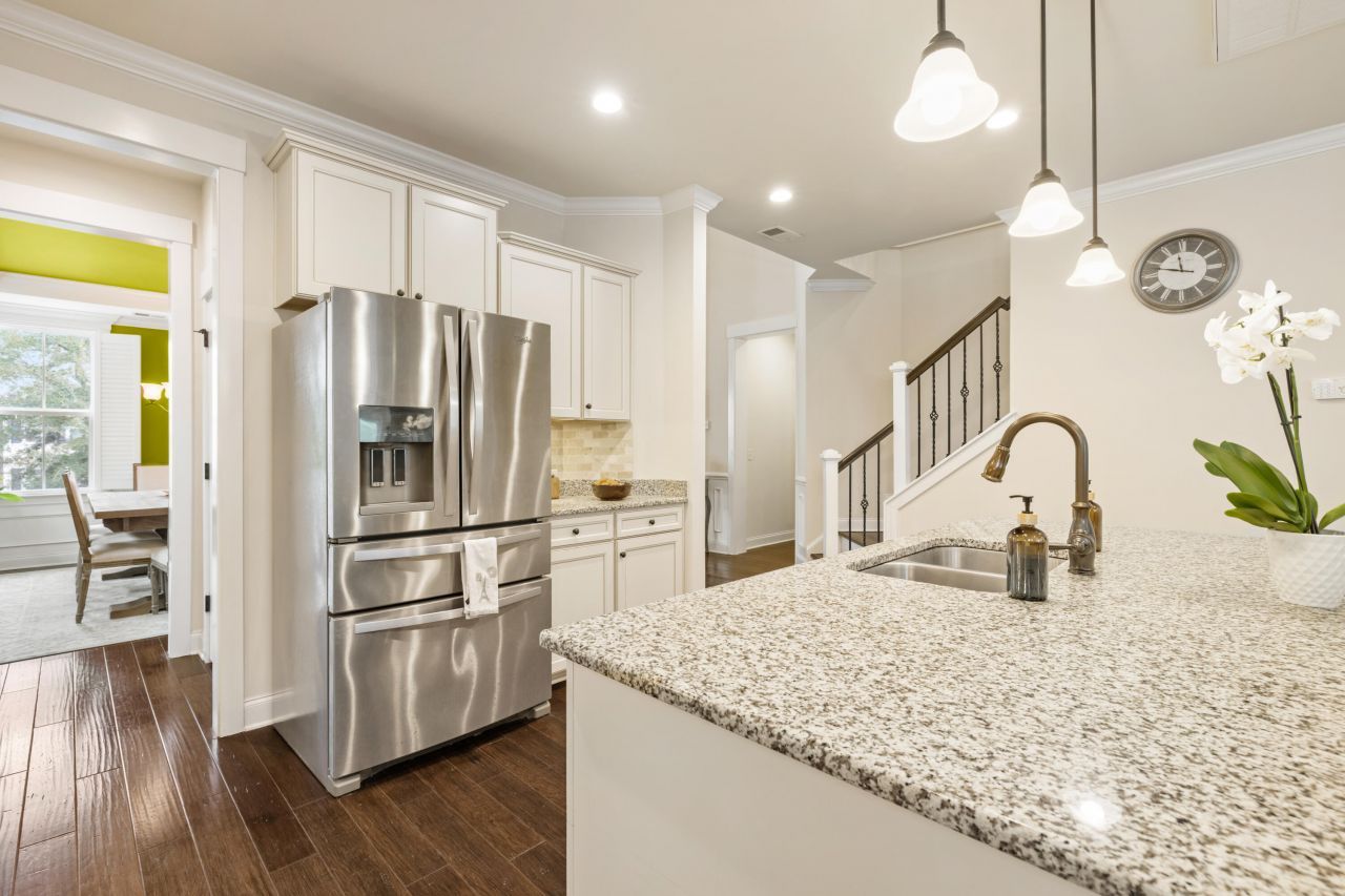 1933 Clay Lane Photo 11