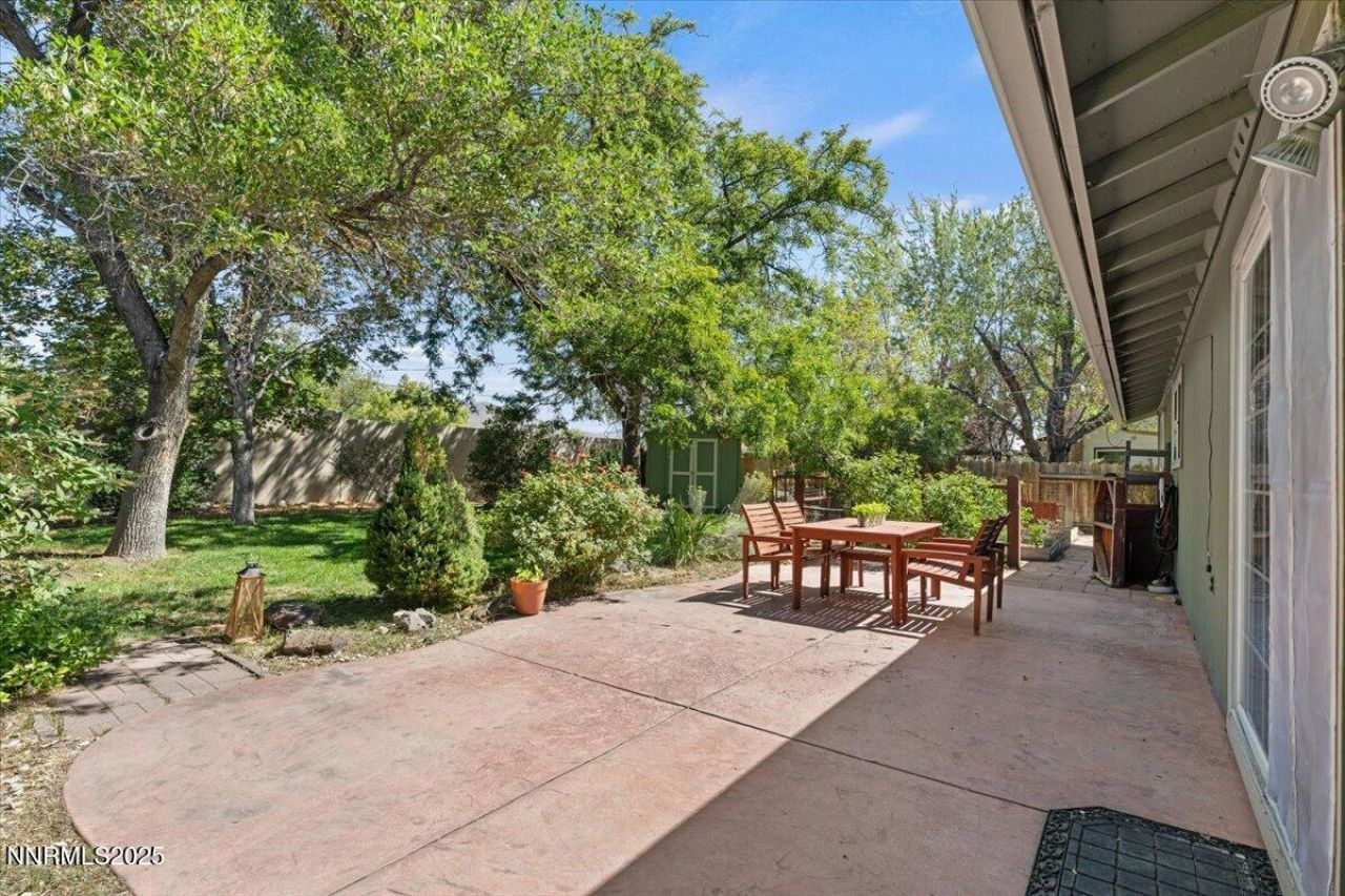 3040 Chavez Drive, Reno, NV 89502 Photo