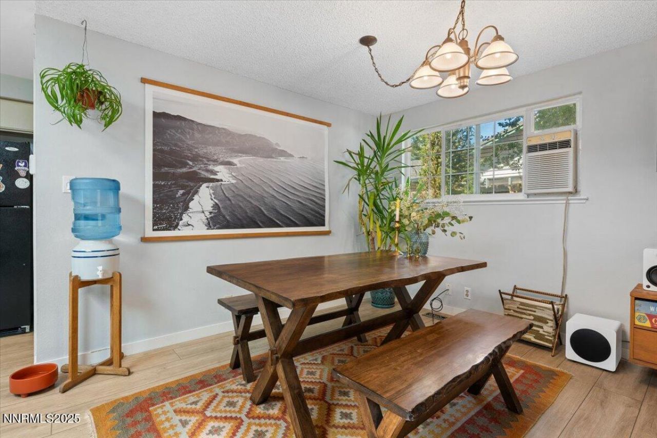 3040 Chavez Drive, Reno, NV 89502 Photo