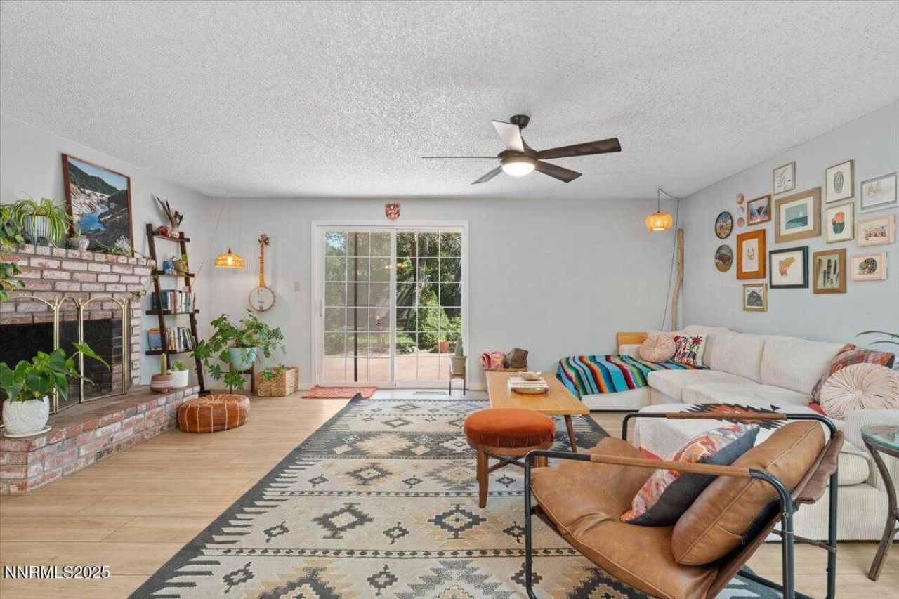 3040 Chavez Drive, Reno, NV 89502 Photo